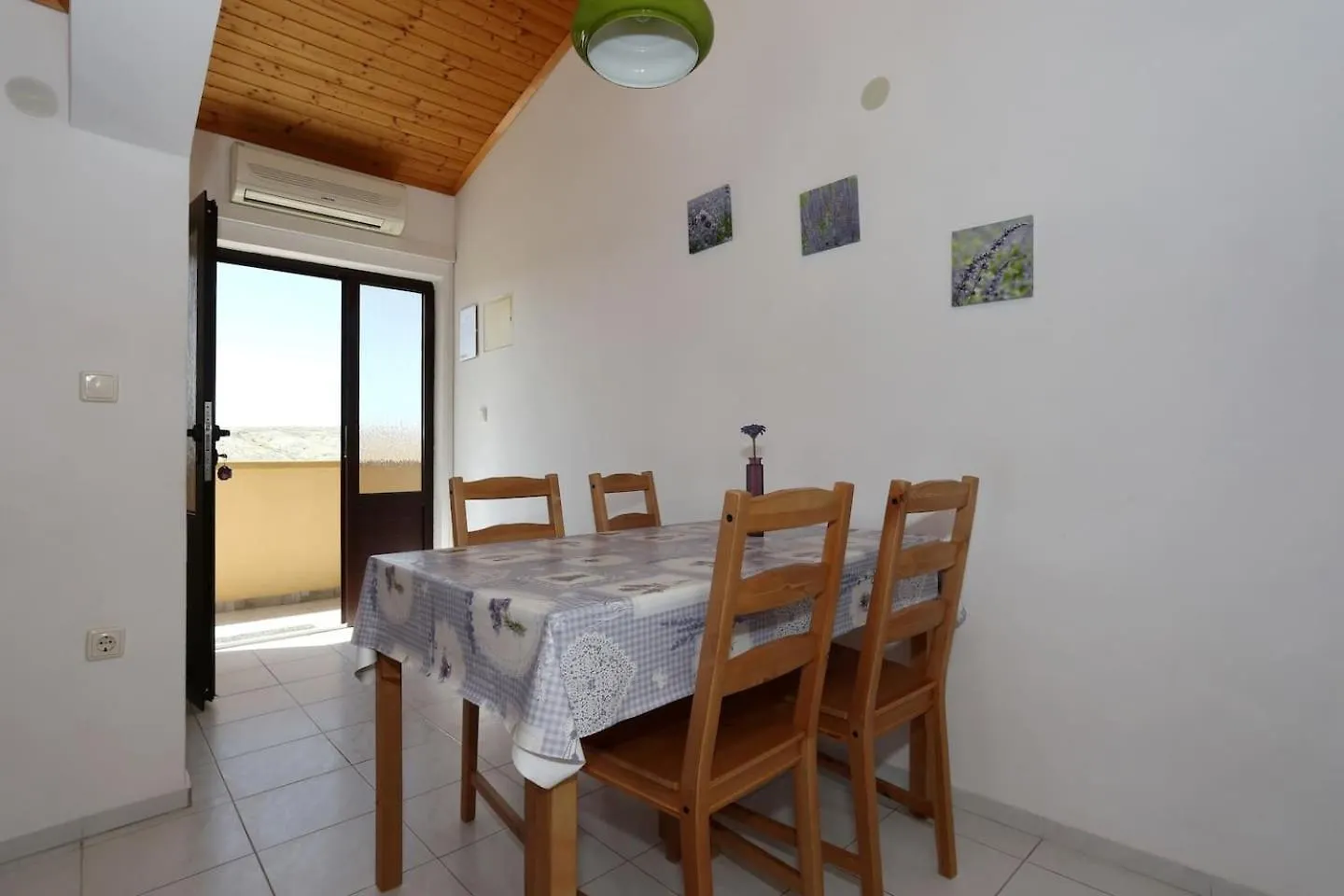 Casa de hóspedes Little Heaven On Earth - Apartmani Martina Vlašići