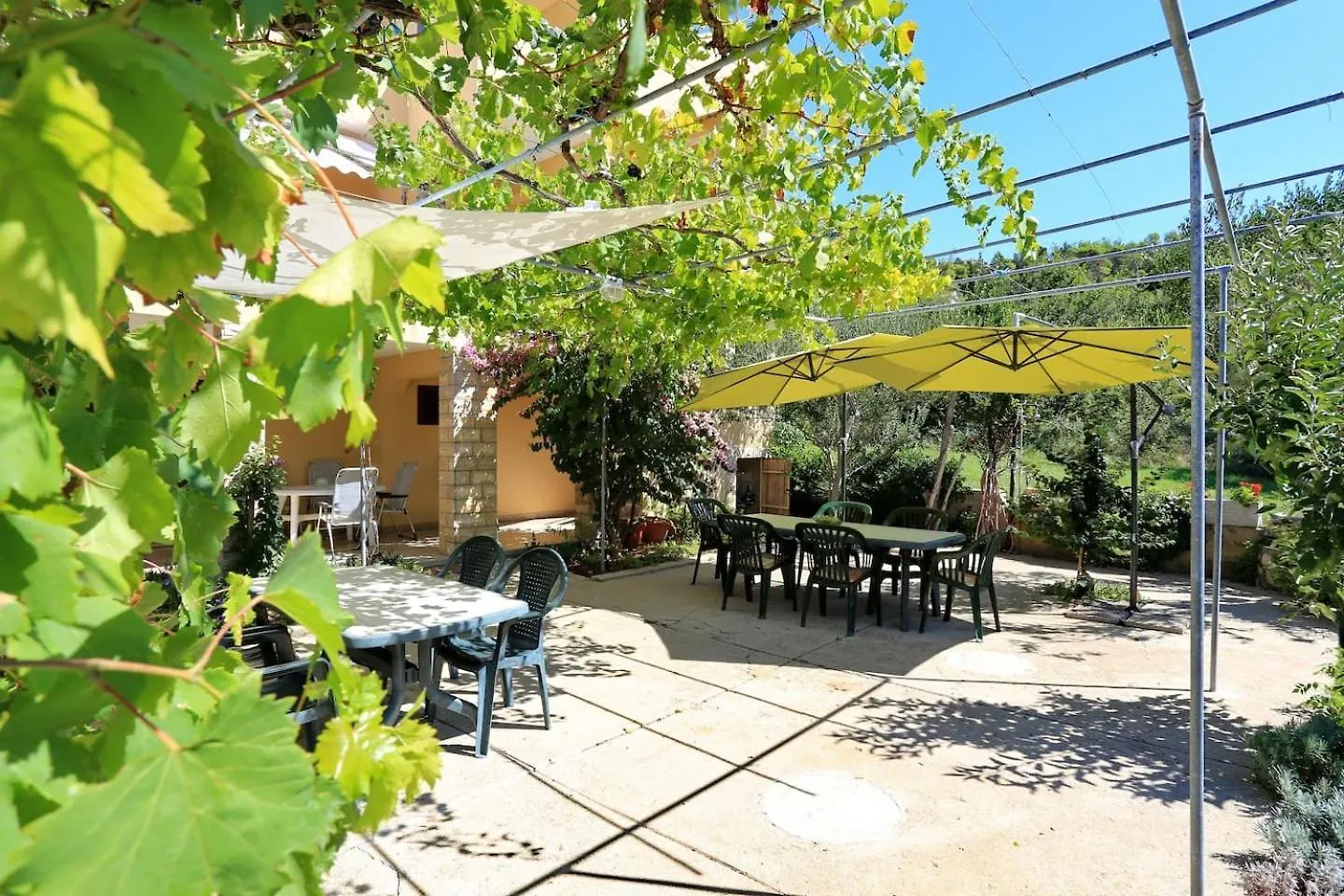 Little Heaven On Earth - Apartmani Martina Vlašići 0*,  Croácia